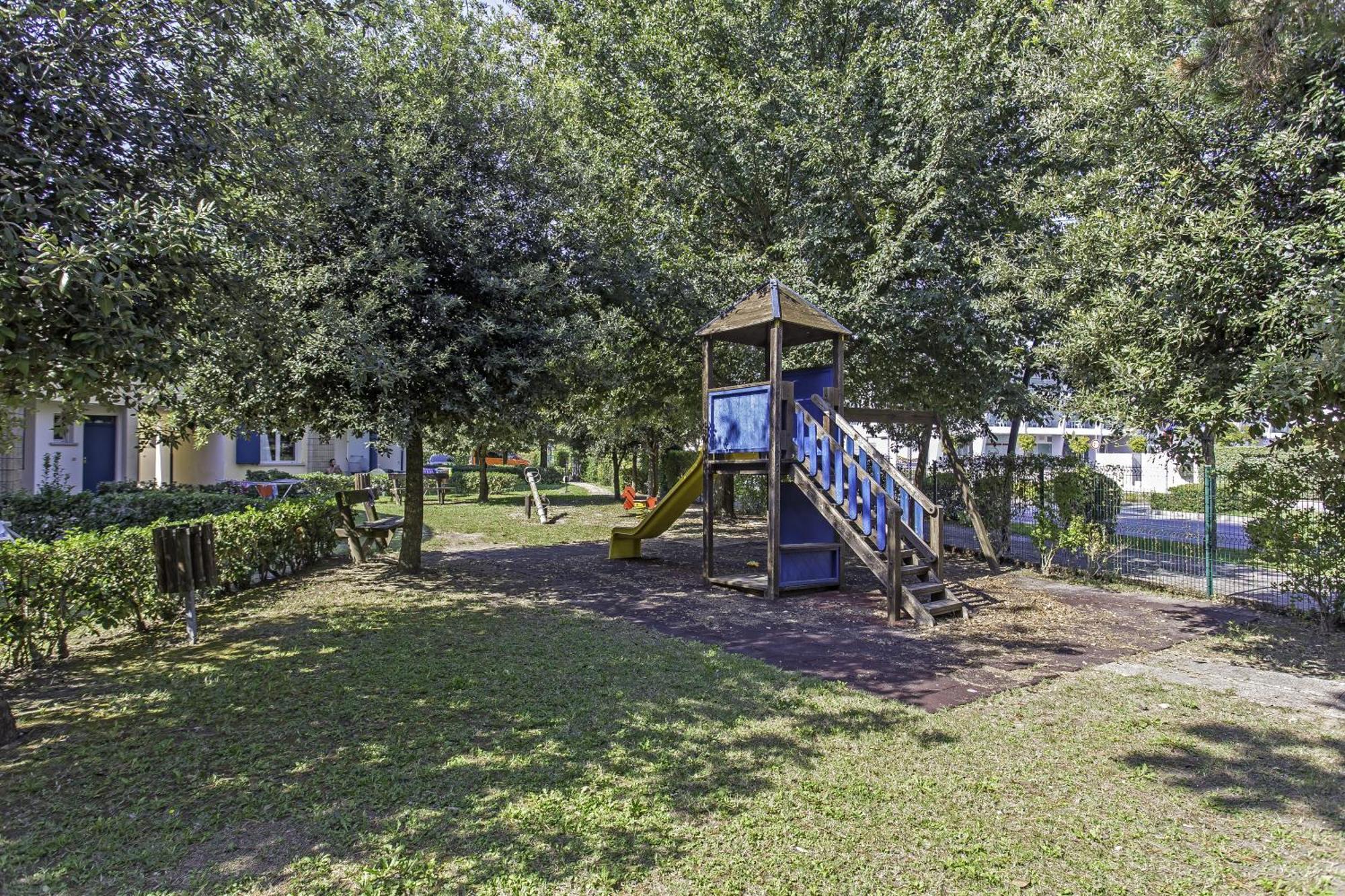Girasoli Бибионе Экстерьер фото